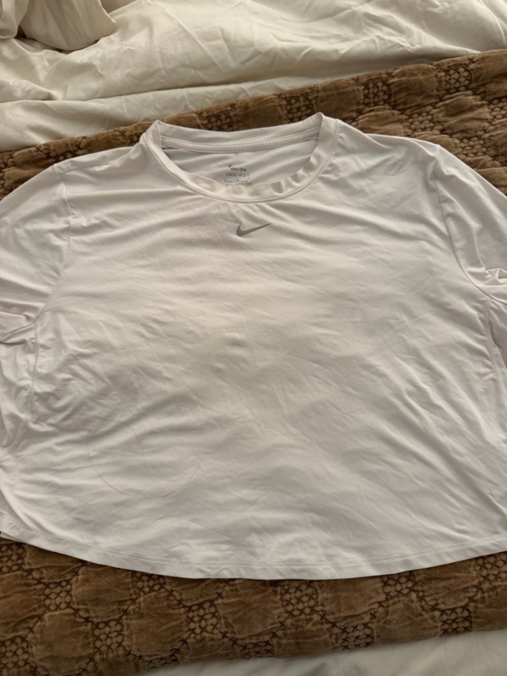 Nike White Dri-FIT Short Sleeve Performance Shirt cropped - Picture 1 of 5